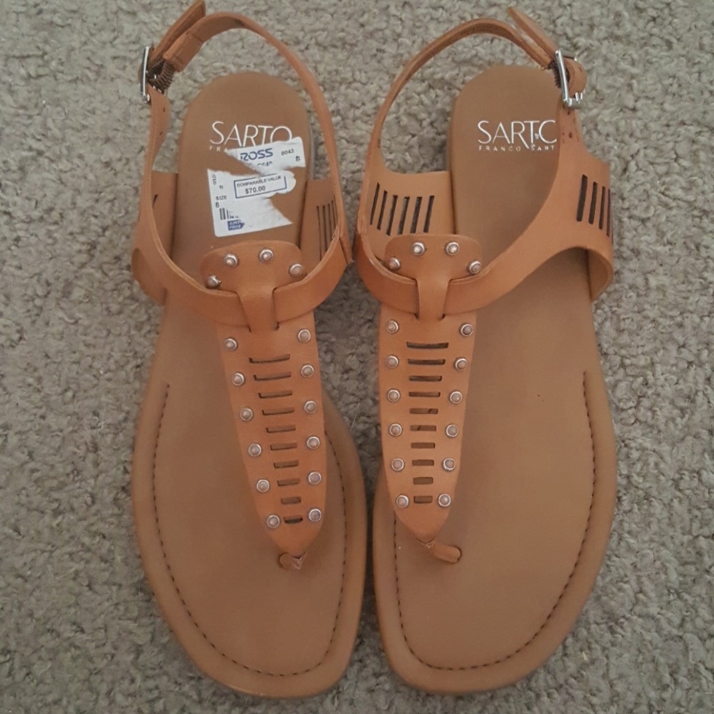 Franco Sarto sandals thong